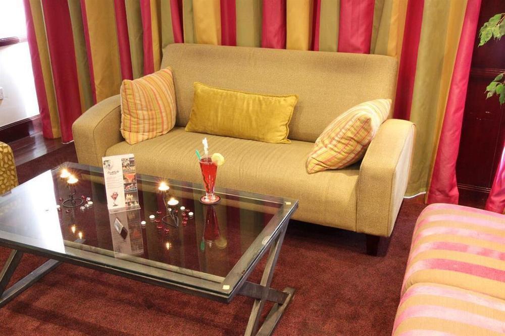Cresta President Hotel Gaborone Habitación foto